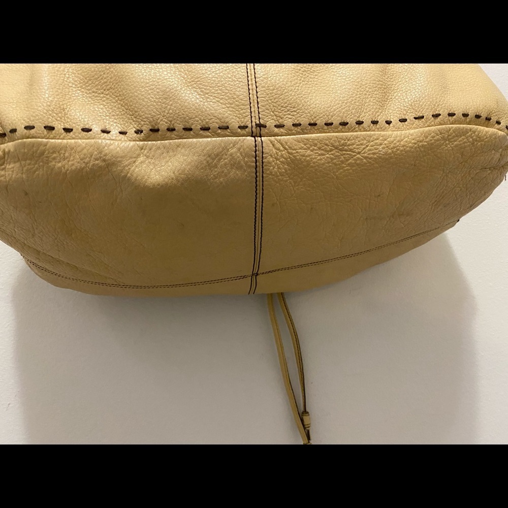 Cole Haan large tote in tan color in preowned condition - Picture 6 of 12